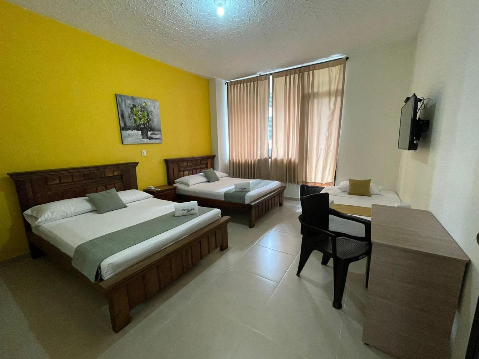 Hotel Cataluna - Soluciones Hoteleras Pereira Exteriör bild